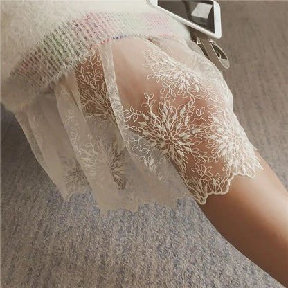 2024 Women Lady Lace Slip Casual Skirt Knee Length Natural Waist A-Line Floral Underskirt Petticoat Fashion New White Black