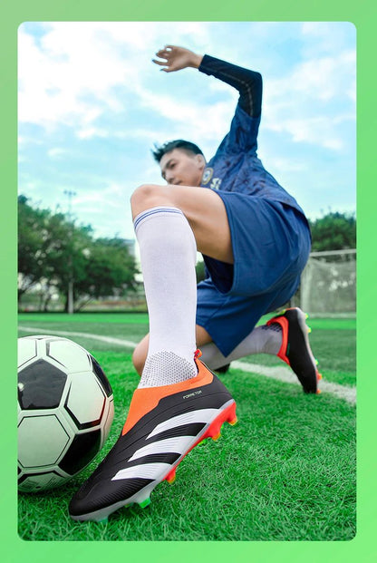 Mens High Quality Ultralight Football Shoes Society Cleats Indoor Soccer Shoes Professional Original Fast Futsal Football Boots