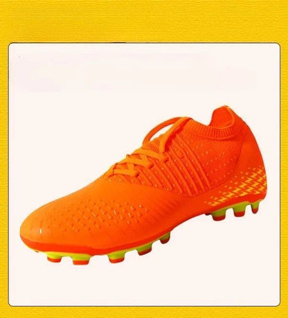 Spiked Comfortable Breathable Competition Soccer Cleats for Training and Matches