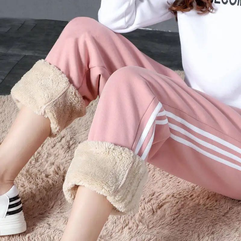 New Women's Pants Winter Casual Gym Sweatpants Warm Fleece Trousers Female Workout Lamb Wool Thick Sports Pants for Women