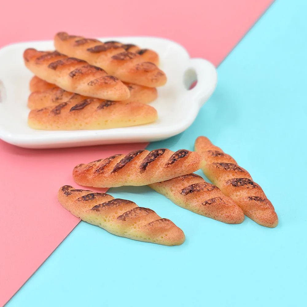 5pcs Dollhouse Mini Long Toast French Bread Resin 1:12 Miniature Food Play Hand Diy Doll Accessories Home Decor Crafts