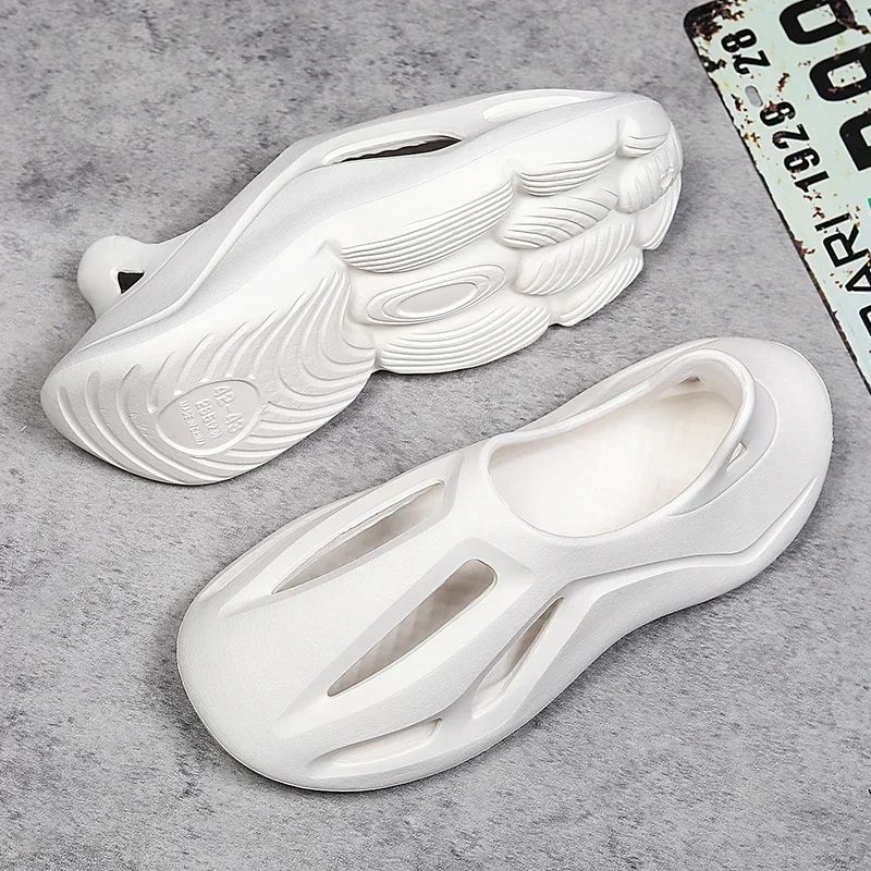 Men's Slippers Summer Soft EVA Beach Hole Shoes Outdoor Women's Slide Non-slip Personalized Hollow Shoes 36-47