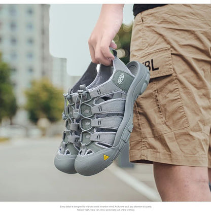 2025 Summer Men's Sandals Thick soled Baotou beach shoes Outdoor oversized casual Shoes Male lightweight hollow sandals Homme