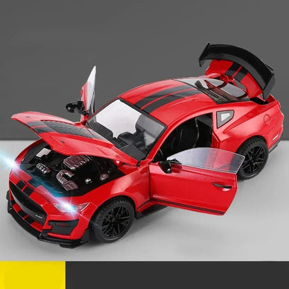 Miniaturas grandes de Ford Mustang GT500 1:18, veículo de liga fundido em metal, modelo colecionável, brinquedos com luz e som, carro de presente para crianças e meninos