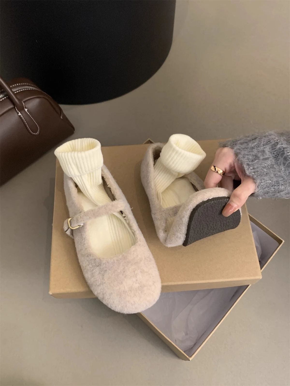 Fashion Square Toe Fleece Flet Ballet Flats Woman Winter Warm Wool Mary Jane Shoes Ladies Brand Design Elegant Plush Loafers