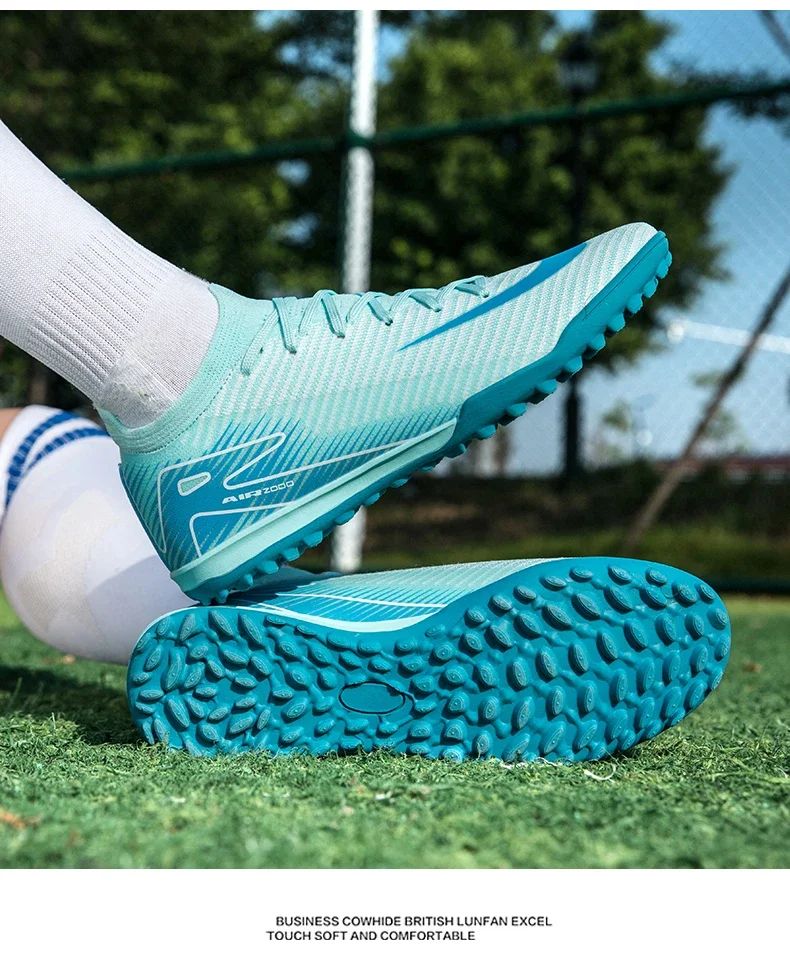 Men Professional Training Football Boots Ultralight Soccer Shoes Unisex Wholesale Women Breathable Drop Shipping Indoor Futsal