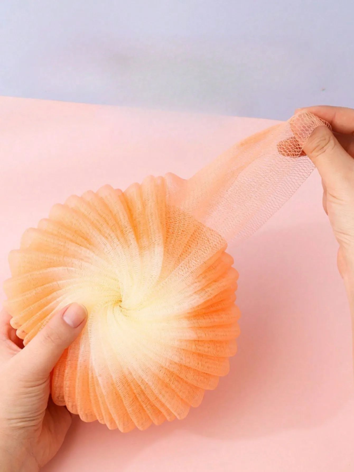 1pc Shower Mesh Foaming Sponge Balls Soft Body Scrub Exfoliating Skin Back Brush Cleaner for Bath Bubble Ball Bath Accessories