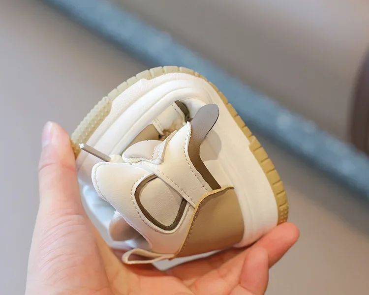 Girls Boys Sport Shoes Four Seasons Children's Sneakers Non-slip Student Shoes Soft Bottom Kids Casual Shoes Girls Outdoor Shoes