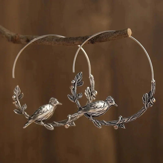 1PC Hummingbird Acrylic Colorful Bird Shape Fashion Necklace for Women Girls Neck Charms Spring Summer Jewelry 2025 Party Gifts