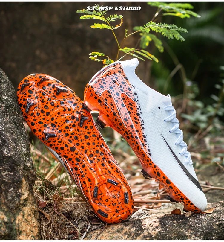 New Football Boots Professional Soccer Shoes For Men Anti-Slip Soccer Cleats High Quality Adults Outdoor Training Sneakers 2025