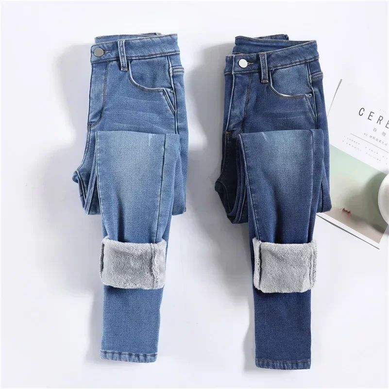 Winter Lady Thermal Plush Jeans Snow Warm Stretch Jeans Hot Sale High Waist Fleece Pants Female Straight Leg Denim Trousers
