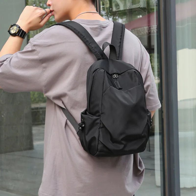 Mochilas Pequenas Masculinas Mini Nylon Leve Impermeável Bolsa Escolar Feminina Moda Bolsa de Ombro Transversal Daypack para Esportes ao Ar Livre