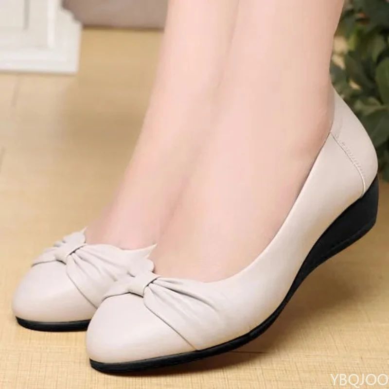 Low heeled light mom Shoes Waterproof Bow Flats Soft soled comfort Women's shoe Casual non slip leather shoes Zapatos Mujer