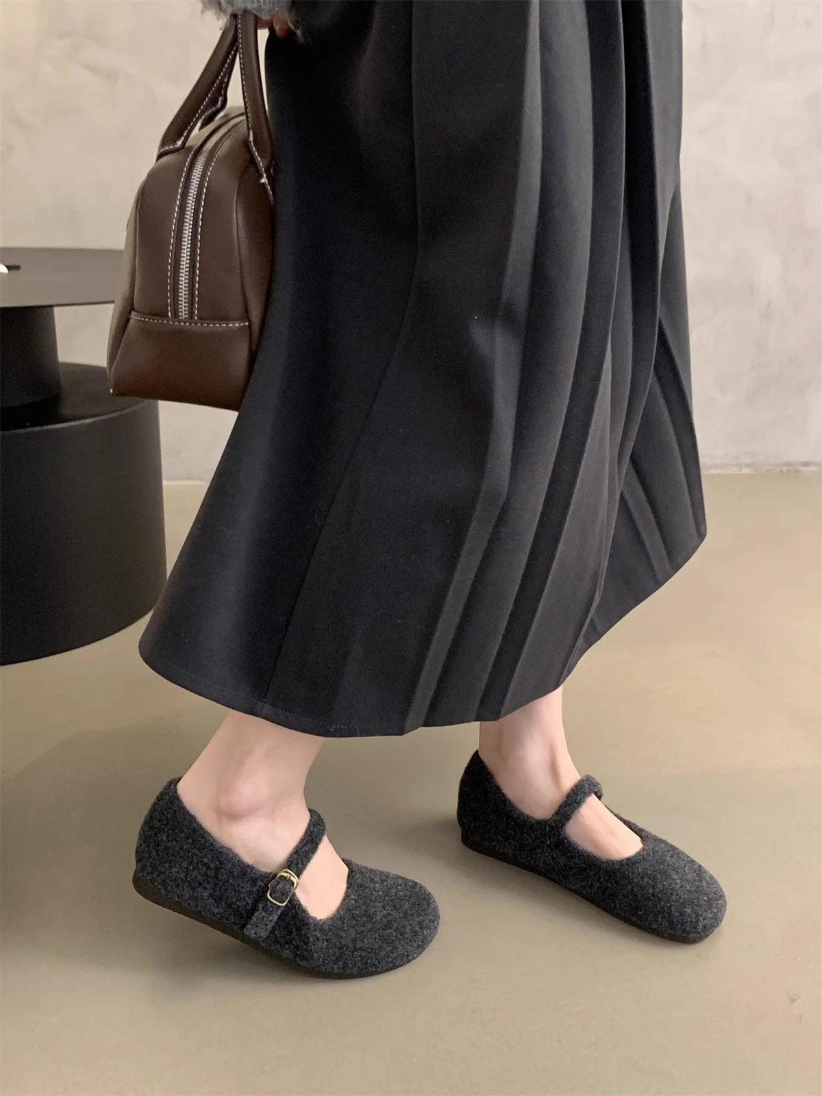 Fashion Square Toe Fleece Flet Ballet Flats Woman Winter Warm Wool Mary Jane Shoes Ladies Brand Design Elegant Plush Loafers
