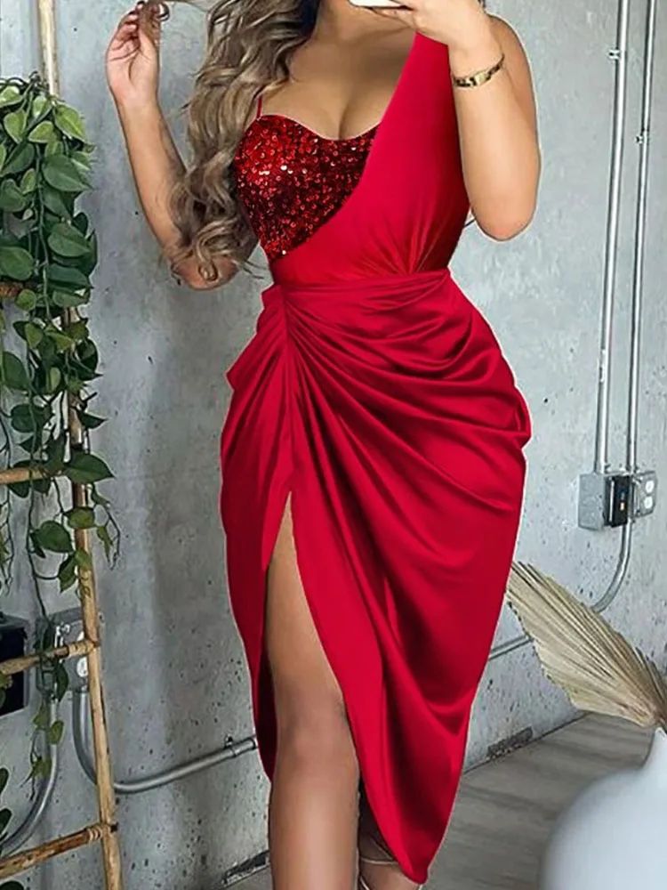 2025 Summer Women Sexy Dress One Shoulder Irregular Office Lady Smocked Slit Fashion Sequin Sewing Slim Fit Party skirt