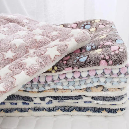 Tapete de dormir para animais de estimação, cama quente para cães, cobertor macio de lã para animais de estimação, cama para gatos, tapete de dormir para filhotes, almofada de colchão adorável para cães pequenos e grandes