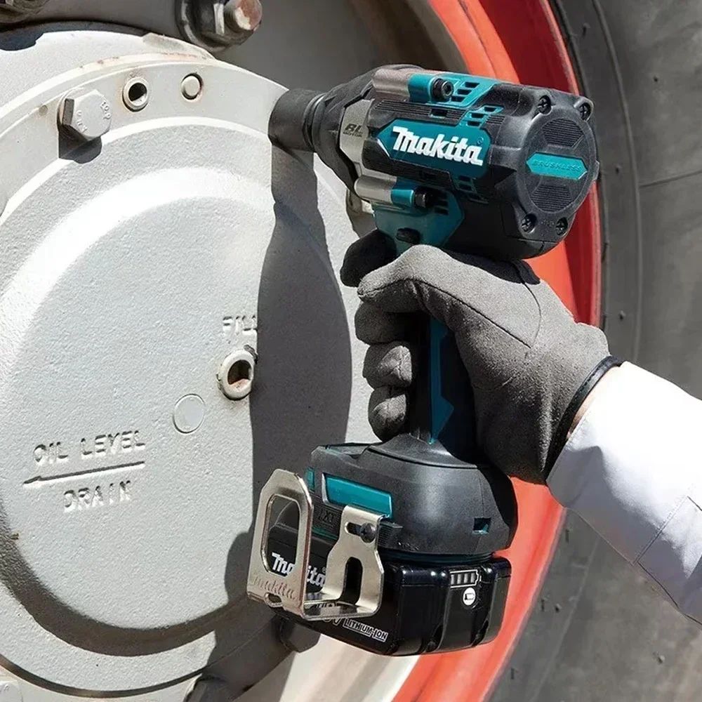 Chave de Impacto a Bateria Makita DTW700, Velocidade Contínua, 18V, Ferramenta Elétrica Sem Escovas (Sem Bateria) para Aperto de Parafusos Pesados