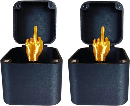Dedo Médio Engraçado em Caixa - Presente de Piada para Decoração de Mesa de Halloween, Natal e Aniversário, Brinquedo de Escritório e Decoração de Casa