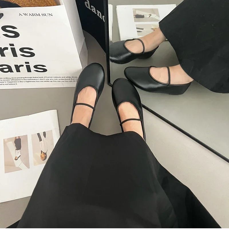 Designers Woman Flats Shoes Fashion Shallow Slip on Women Soft Sole Ballet Shoes Ladies Casual Outdoor Ballerina Shoe