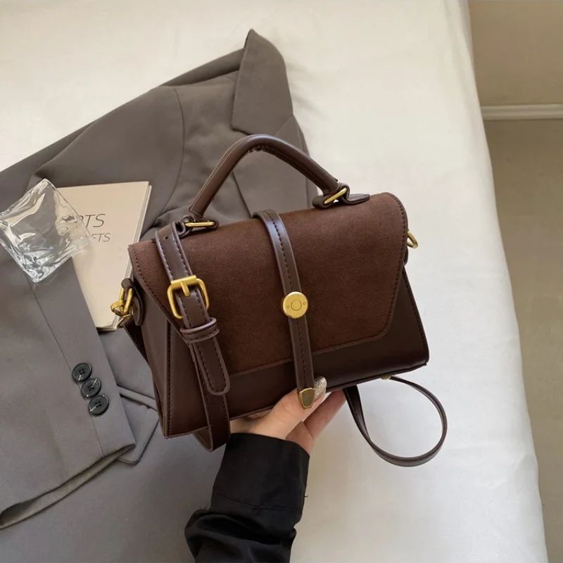 Crossbody Bags Elegant Handbag with Adjustable Strap Golden-Tone Hardware and Flap Closure Trendy Crossbody Bag for Women