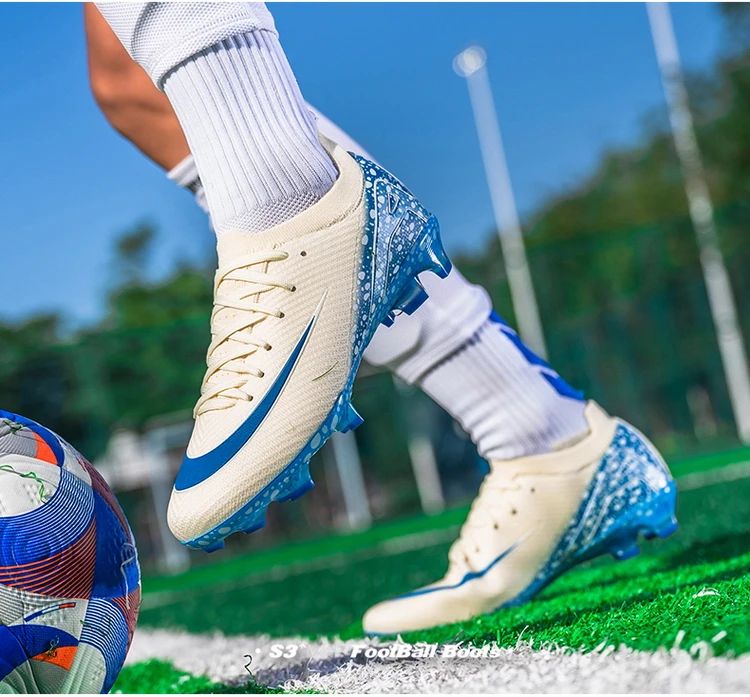 New Football Boots Professional Soccer Shoes For Men Anti-Slip Soccer Cleats High Quality Adults Outdoor Training Sneakers 2025