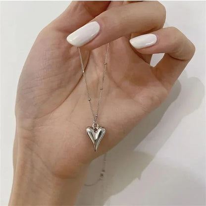Colar Feminino com Pingente de Gota D'água com Borla em Aço Inoxidável Banhado a Ouro, Estilo Europeu e Americano, Corrente na Clavícula, Joia para Festa
