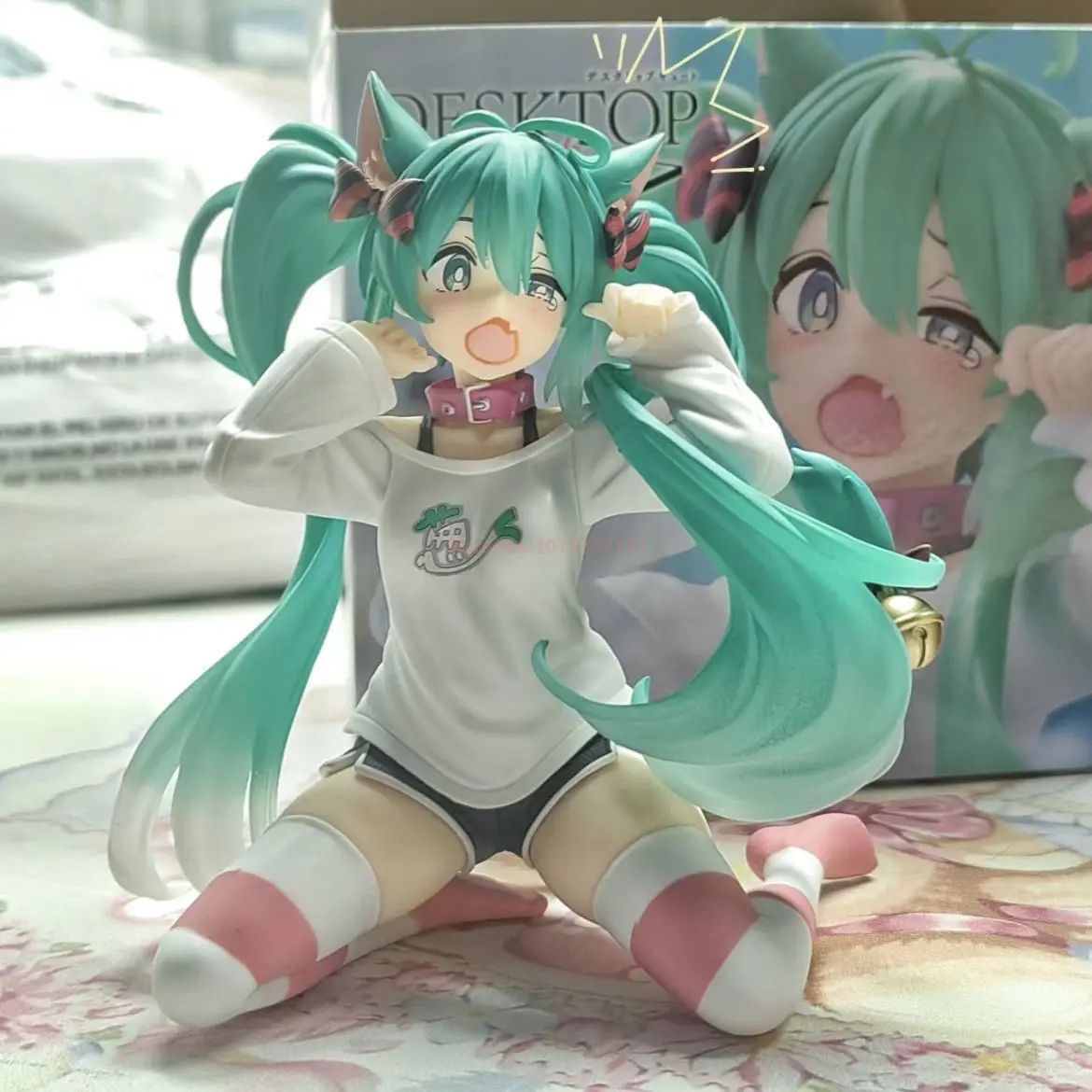 2026 ** 12cm Anime Hatsune Miku Action Figure with Cat Ear Long Sleeve Clothes PVC Model Toy for Children Gift Collectible