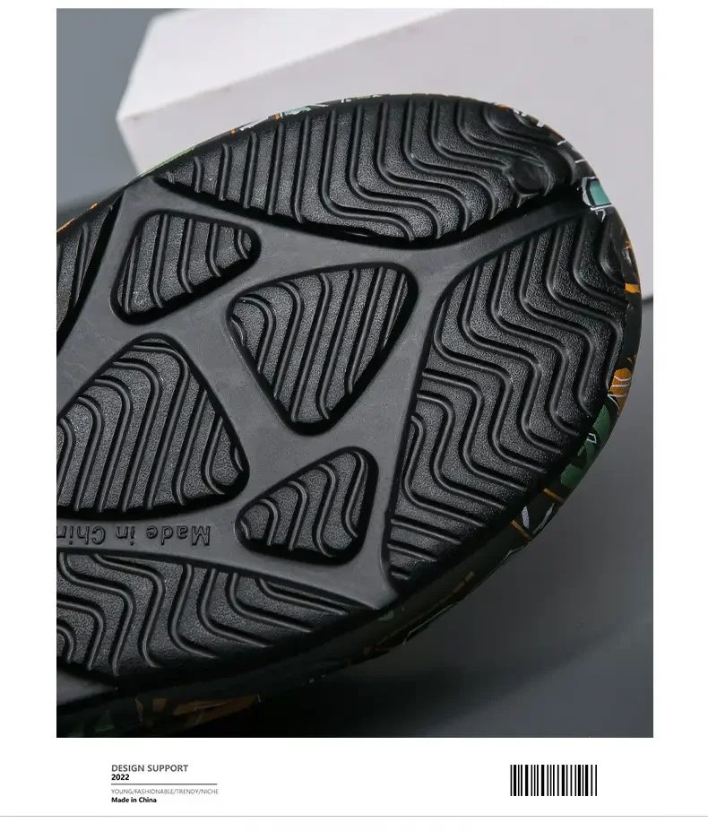 Clogs Men Waterproof Non-Slip Home Winter Warm Men Slippers Non-slips Ladies Soft Slippers Memory Foam Couples Shoes