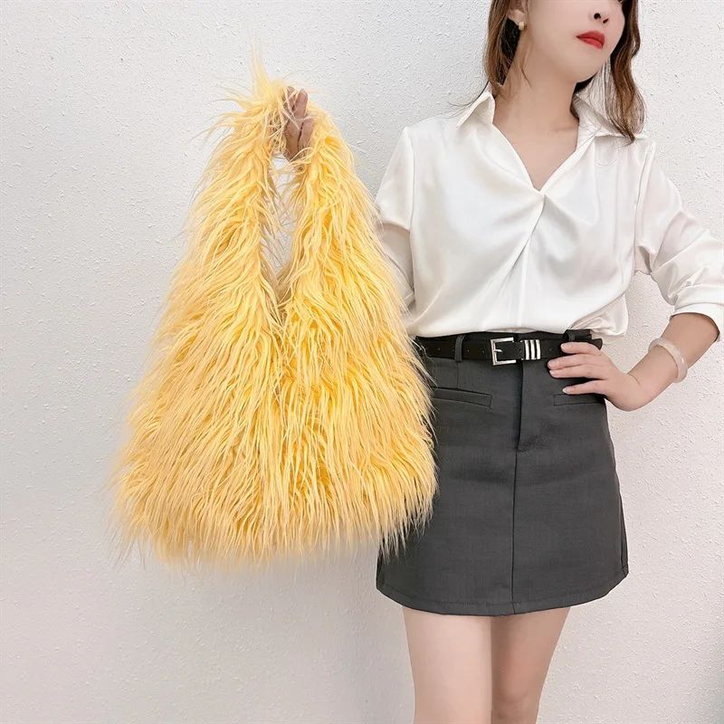 2025 NOVAS Bolsas de Ombro Pelúcia Lã Femininas Y2k Hot Girls Bolsa Saco com Cordão de Pele Sintética Moda Feminina Bolsas de Mão Peludas Tote