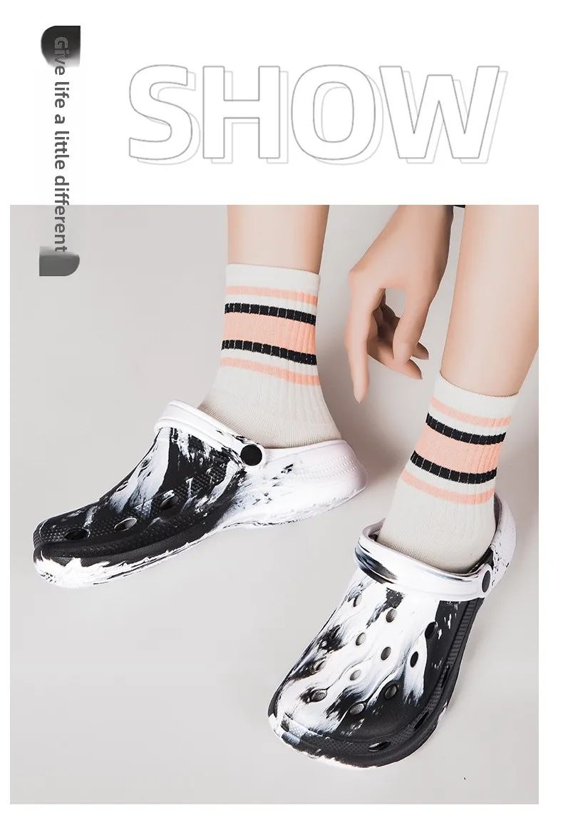 Summer Couple Clog Shoes Fashion Sandals Waterproof Slippers Men Shoes Outdoor Soft Sole Shoes Clogs EVA Beach Home Slipper