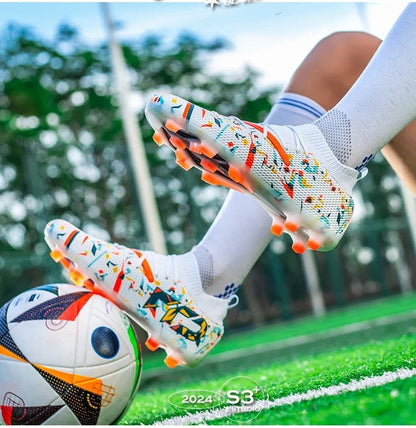 New Men TF/FG Soccer Shoes Society Original Grass Training Professional Cleats Football Boot Low Cut Top Quality Sneakers Casual