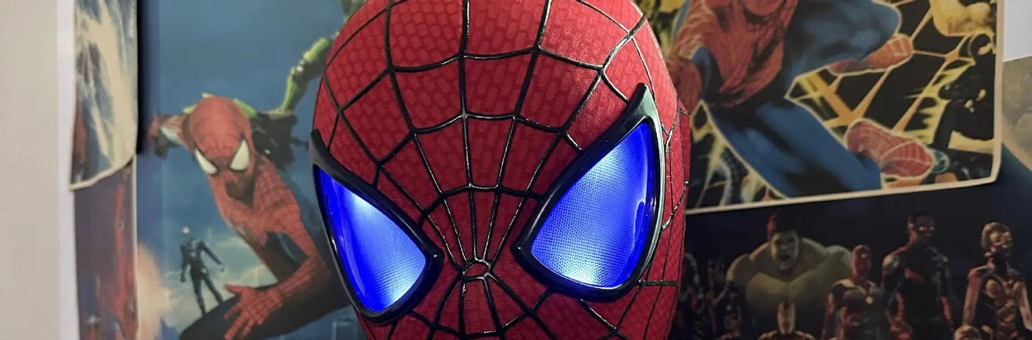 Homem-Aranha Cosplay Máscara Eletrônica de Olhos Móveis Homem-Aranha 1:1 Brinquedos com Controle Remoto para Adultos e Crianças de Presente