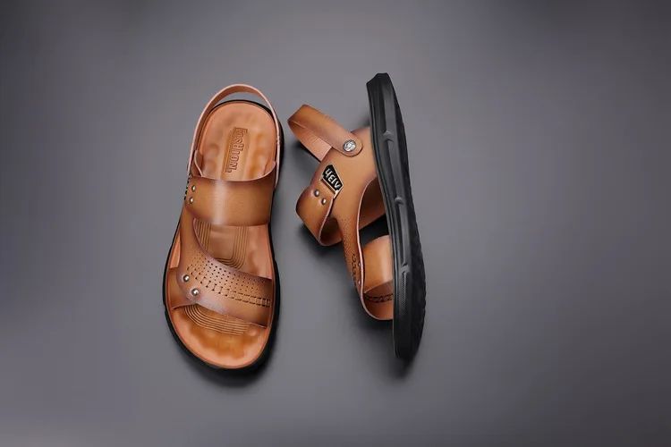 Men's Casual Trendy Soft Bottom Sandals 2024 New Design Real Leather Beach Shoes Slippers Anti-Slip Summer Shoes