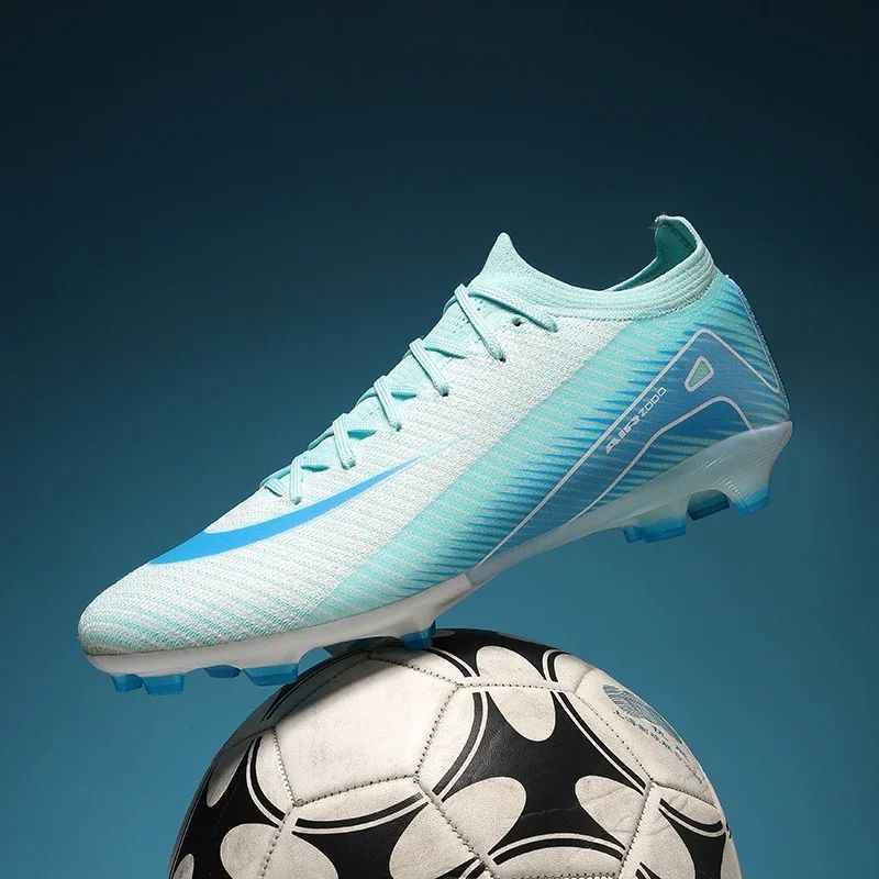 Men Professional Training Football Boots Ultralight Soccer Shoes Unisex Wholesale Women Breathable Drop Shipping Indoor Futsal