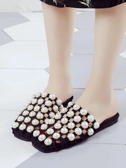 Women Fashion Casual Pearl Beaded Flat Studded  Mules Solid Color Pearl Sandals Casual Flat-heel Non-slip Flip Flops Lightweight