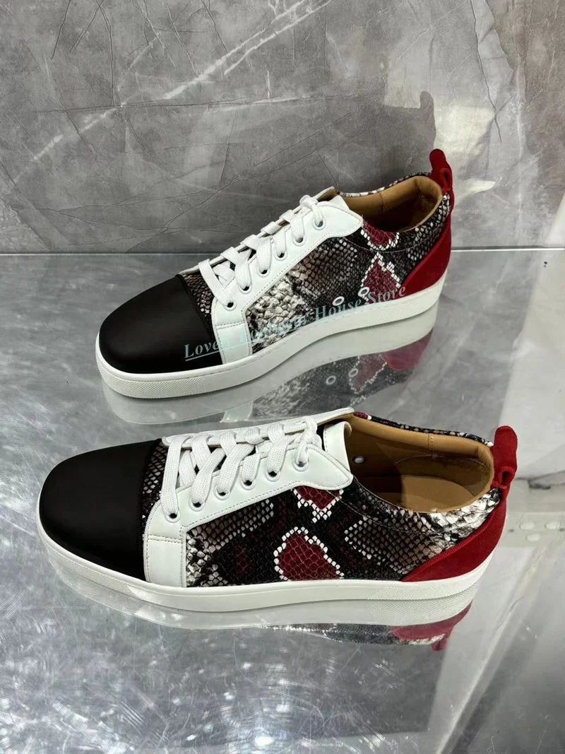 Sapatos Mocassim Feminino Masculino Sexy com Estampa de Cobra Bico Redondo Preto Cadarço Salto Baixo Antiderrapante Primavera Outono
