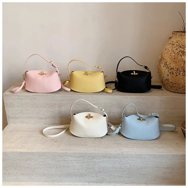 Niche Brand Women's Fashion Handbag Soft Versatile Shoulder Messenger Bag 2025 Super Hot Yellow Portable Bucket Bag Women's Bag