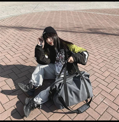 2026 style handheld travel bag, large-capacity sports and fitness bag, lightweight luggage storage bag