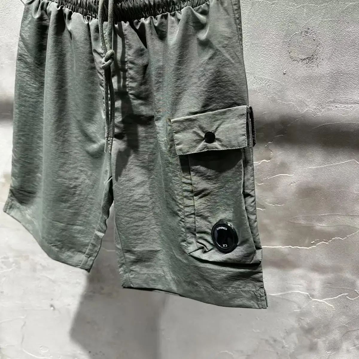 New CP Summer Youth Casual Sports Loose Beach Pants Nylon Shorts Quick drying 5-point Pants Trendy Brand Men's Fashion