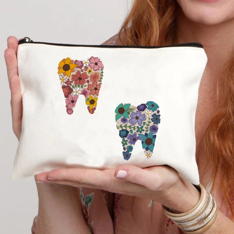 2024 Cute Teeth Cartoon White Zipper Makeup Bag Dental Clinic Storage Bag Women's Single Party Minimalist Decorative Handbag