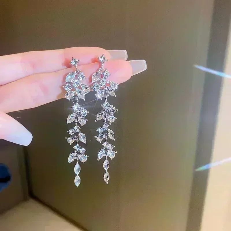 Nova Tendência de Moda Design Exclusivo Elegante e Requintado Brincos Retangulares de Zircônia Para Mulheres Joias Festa de Casamento Presentes Premium