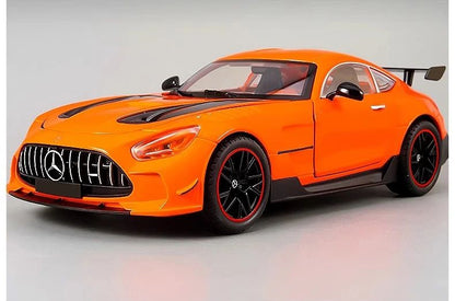 Grande 1:18 Mercedes Benz GTR Miniatura de Carro de Liga Leve Coleção Simulação Diecast Som e Luz Veículo Brinquedos Carro Para Presentes Infantis