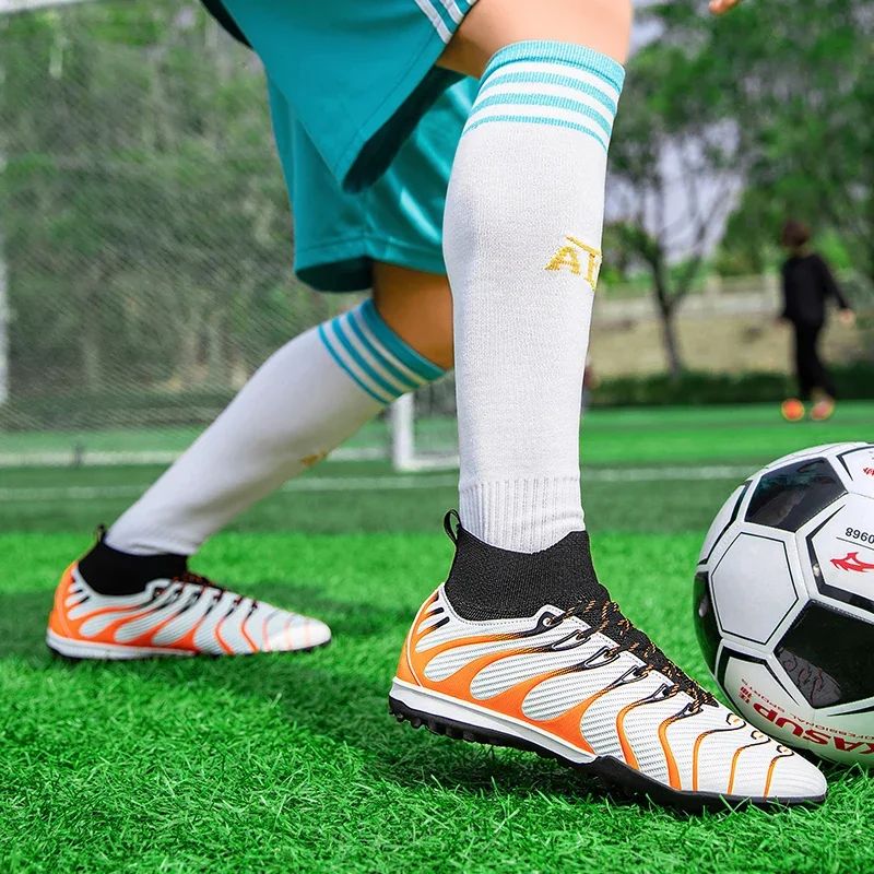 Men Match Non Slip Football Boots Cleats Indoor Outdoor Soccer Shoes Sport Training Long Spikes FG/TF Boys Futsal Comfortable