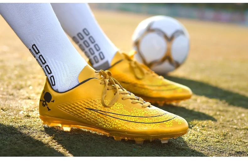 Men Society Soccer Shoes Cleats TF/FG Indoor Non Slip Original Professional Fast Football Shoes Grass Training Football Boots