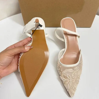 Sapatos de Grife Femininos Brancos para Casamento com Salto Alto, Tela Bordada com Flores, Tira Traseira e Salto Fino, Sensual, para Mulheres