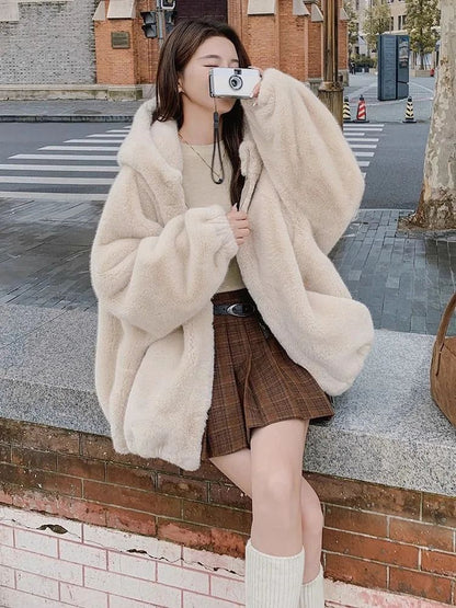 Winter New Short Fur Lined Leather Jacket Women's Hat Integrated Eco-friendly Lamb Fur Vest Women's Regular Style Coat
