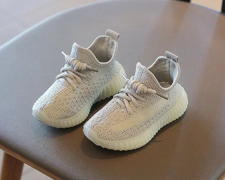 Baby Shoes Kids Sneakers Spring Summer Sandals Fluorescent Sole Sports Tennis Running Casual Flats Breathable Boys Girls Shoes