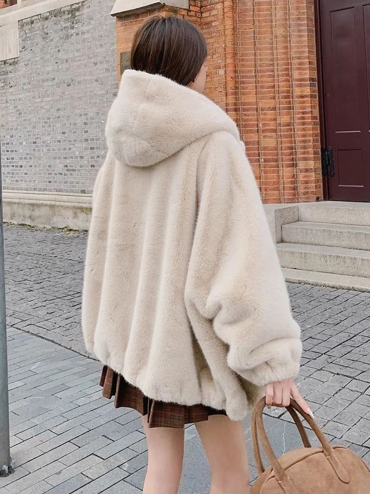 Winter New Short Fur Lined Leather Jacket Women's Hat Integrated Eco-friendly Lamb Fur Vest Women's Regular Style Coat