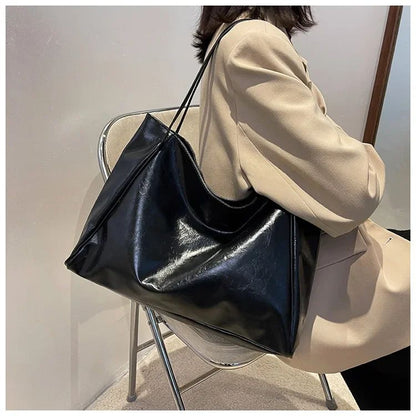Large women's bag Fashion Underarm Pouch Large Capacity Soft Pu Leather Shoulder Bag Retro Crossbody Bag Casual Portable Bucket