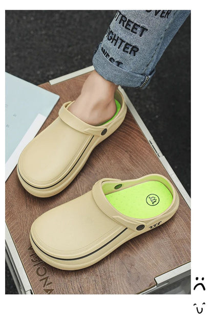 A Pair of Men's Casual Shoes, Waterproof and Oil-Proof, Low-Top Non-Slip Chef Shoes, Wear-Resistant and Non-Slip Men's Shoes